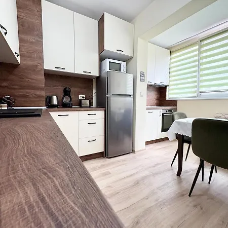 Narcis Nest Apartment Warna