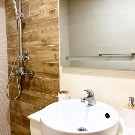 Narcis Nest Apartment Warna